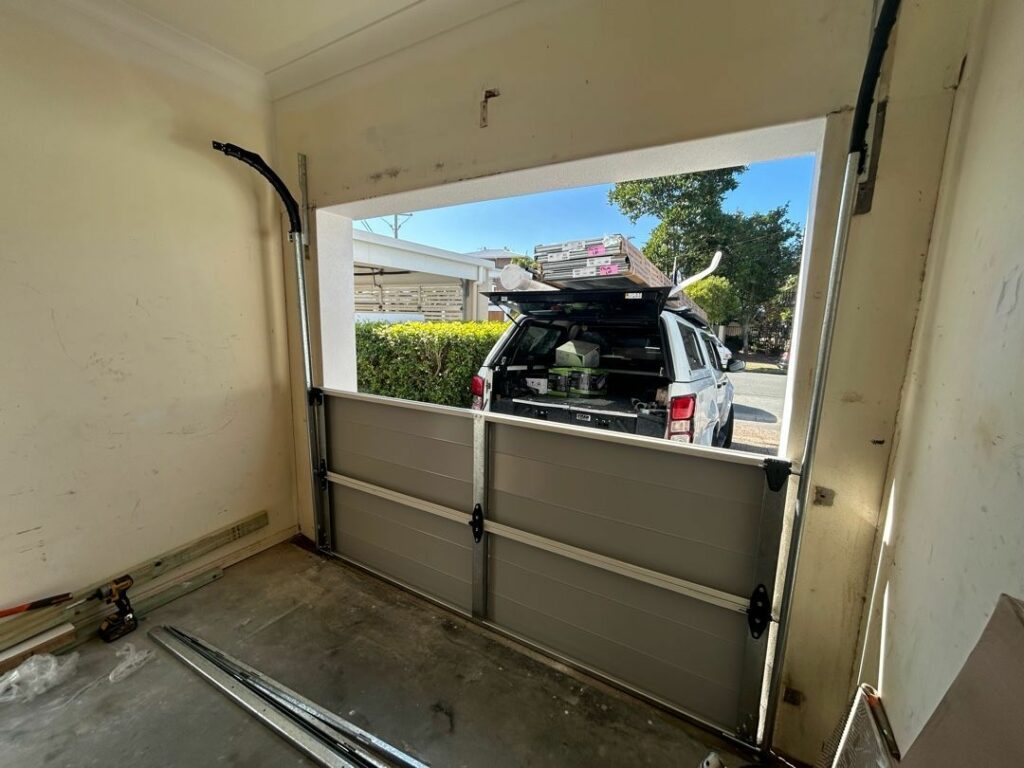 garage door with carport